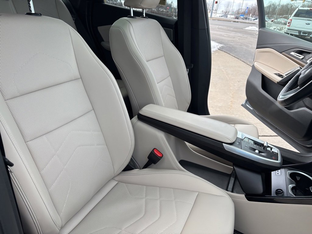 Used 2025 BMW X1 xDrive28i w/ Technology Package image 39