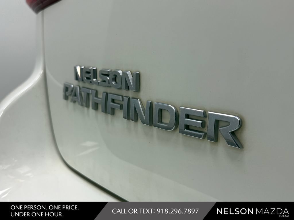 Used 2018 Nissan Pathfinder S FWD image 16