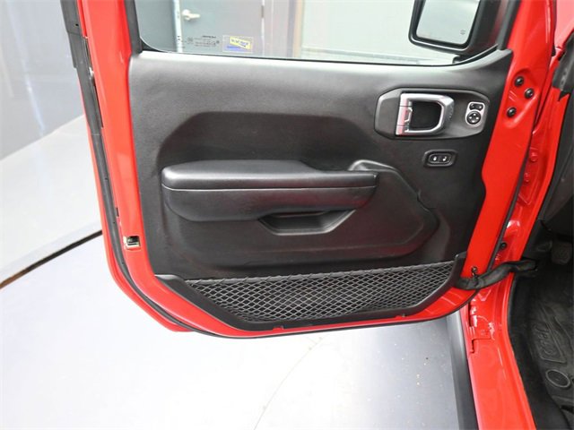 Used 2018 Jeep Wrangler Unlimited Rubicon w/ Dual Top Group image 17