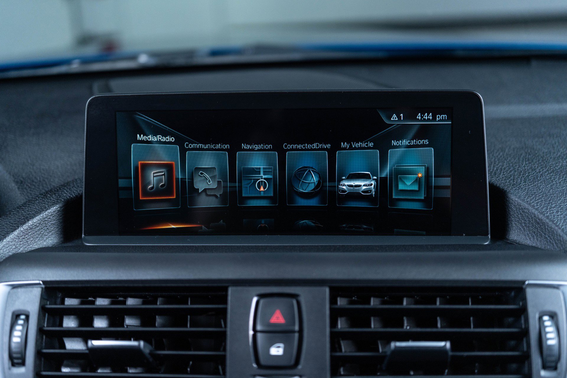 Used 2017 BMW M2 RWD image 58