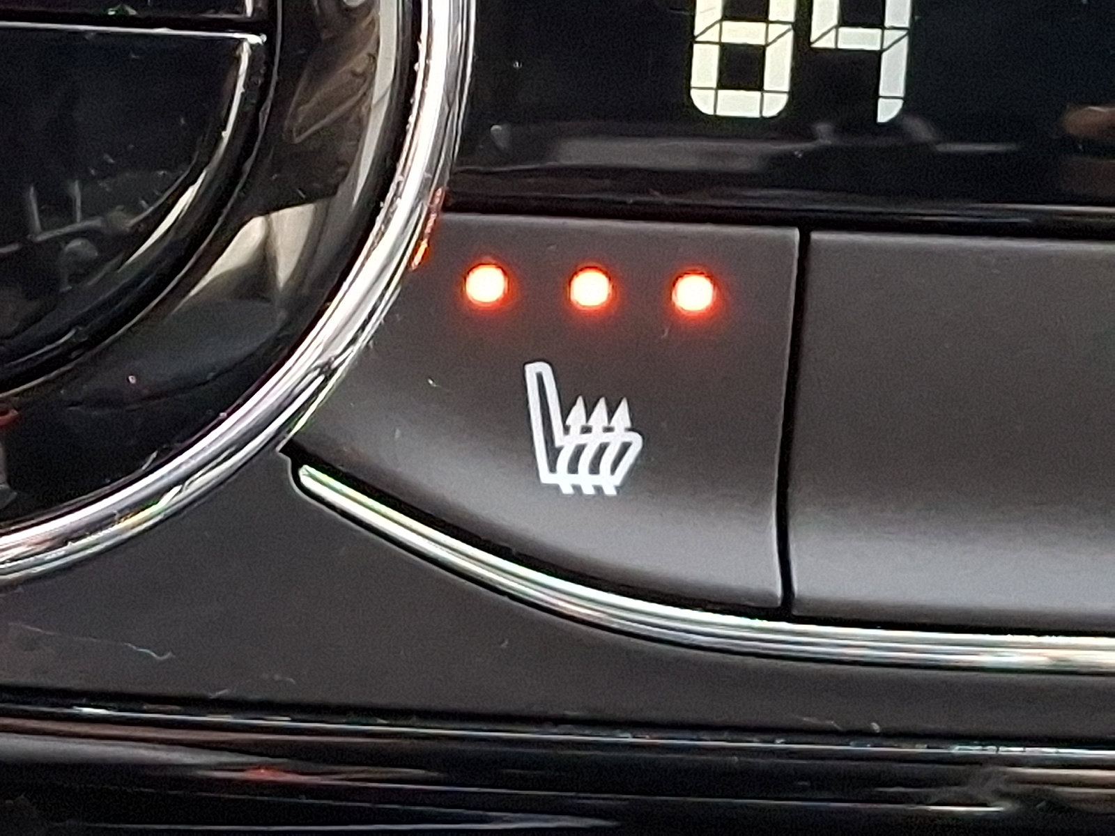 Used 2024 Chevrolet Trax RS w/ Sunroof Package image 26