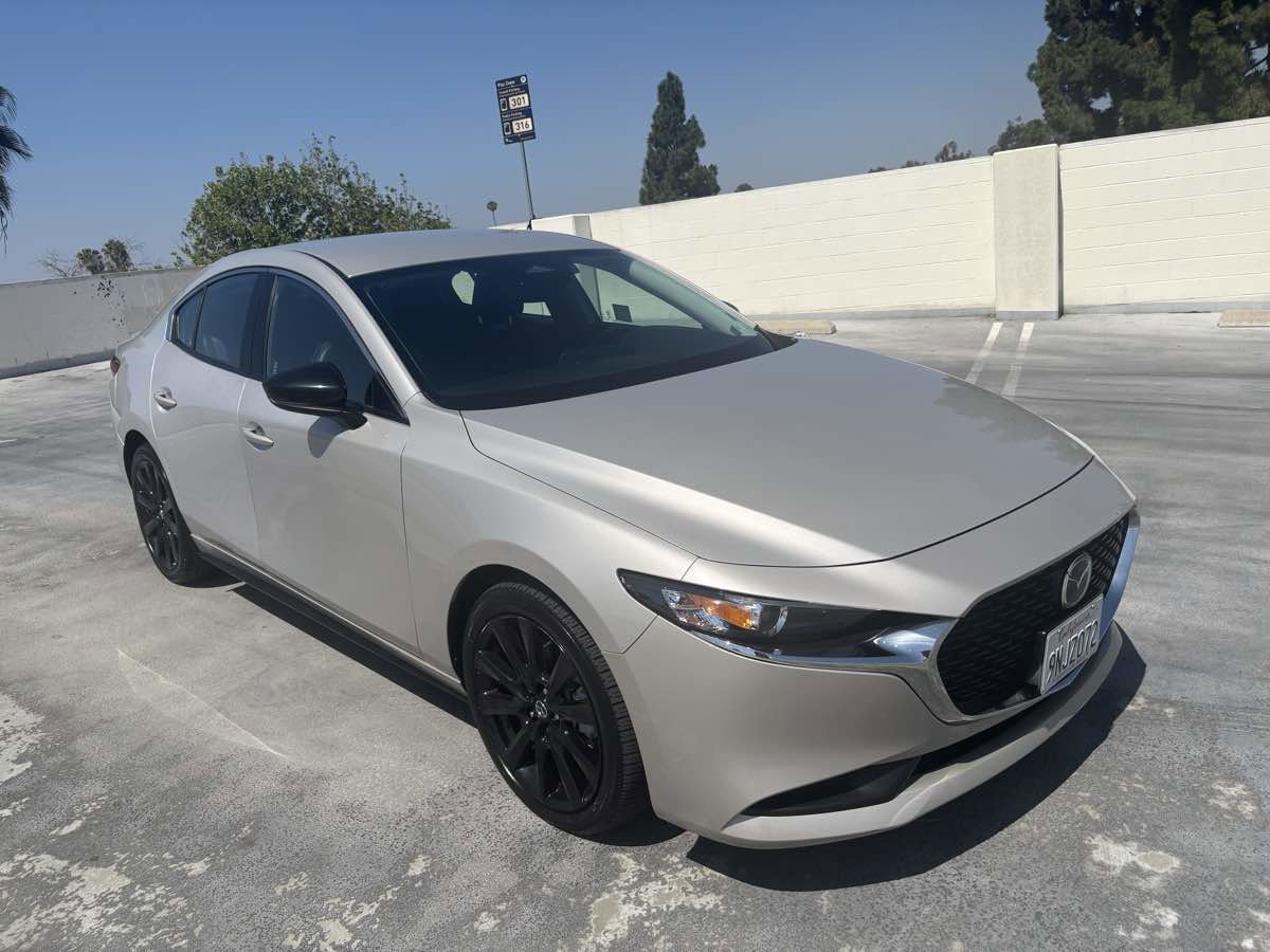 Used 2024 MAZDA MAZDA3 s image 32