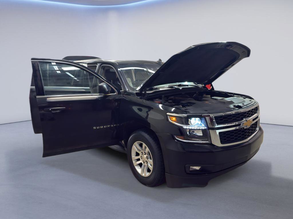 Used 2015 Chevrolet Suburban LT w/ Luxury Package image 8