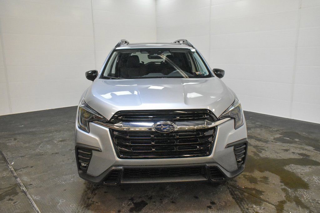 New 2026 Subaru Ascent Limited image 2