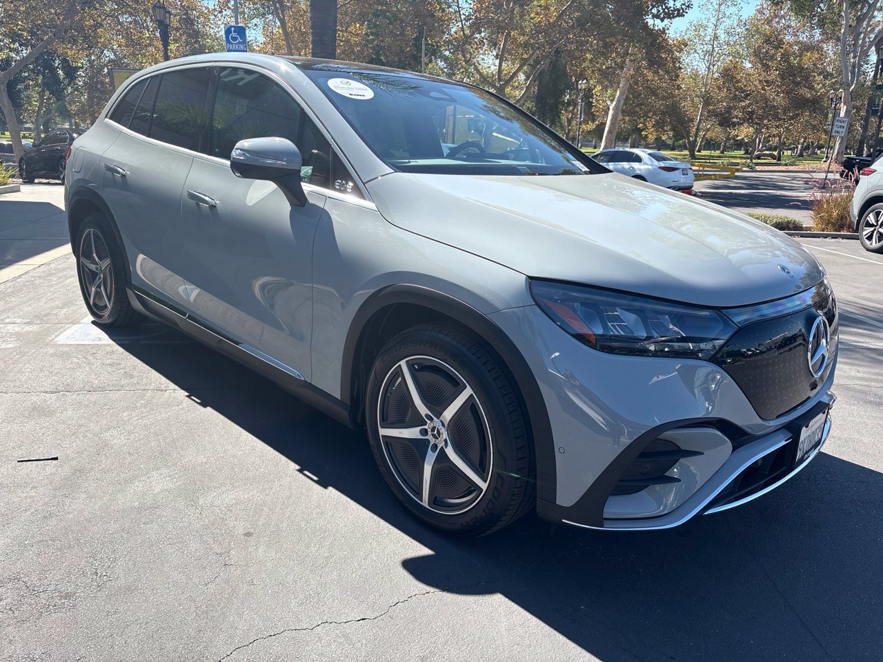 Certified 2023 Mercedes-Benz EQE 500 4MATIC SUV image 4