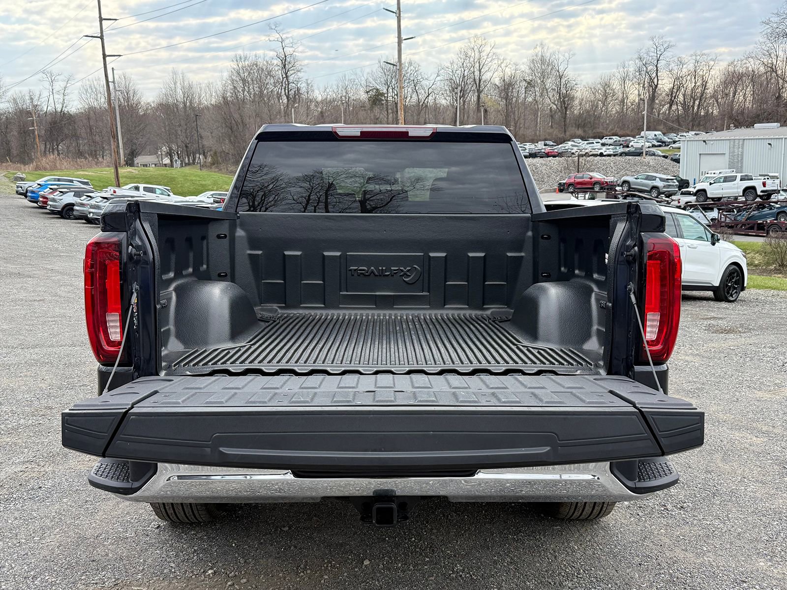 Certified 2026 GMC Sierra 1500 SLT image 12