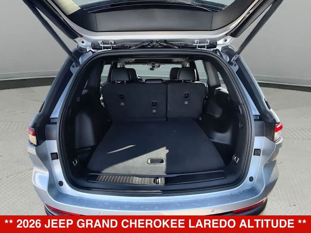 New 2026 Jeep Grand Cherokee Altitude AWD/4WD image 24