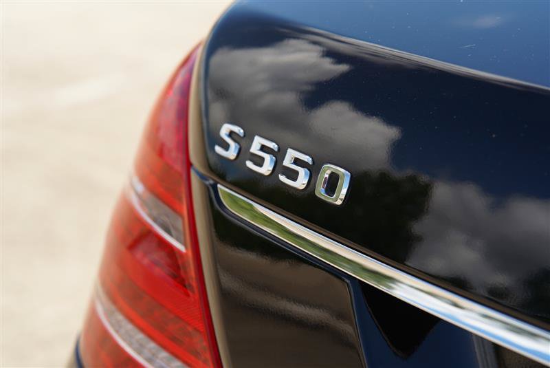 Used 2010 Mercedes-Benz S 550 4MATIC image 37
