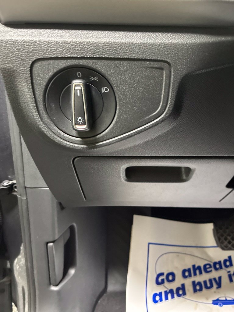 Used 2018 Volkswagen Atlas S FWD image 12