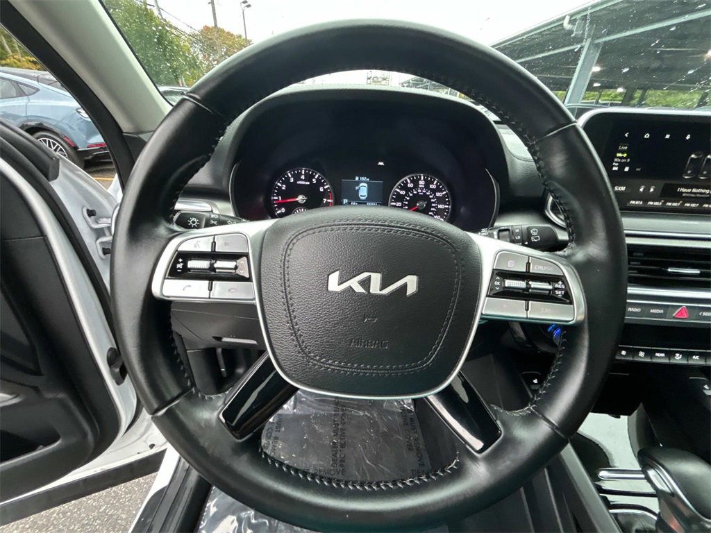 Used 2022 Kia Telluride S image 28
