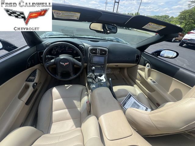 Used 2005 Chevrolet Corvette Convertible w/ Preferred Equipment Group RWD image 15