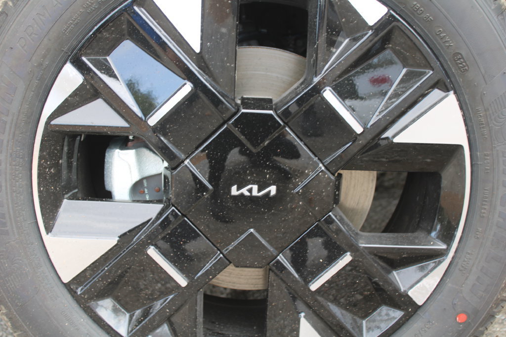New 2027 Kia Sportage SX FWD image 18