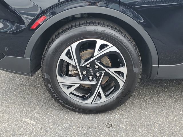 Certified 2024 Lincoln Nautilus Premier AWD/4WD image 5