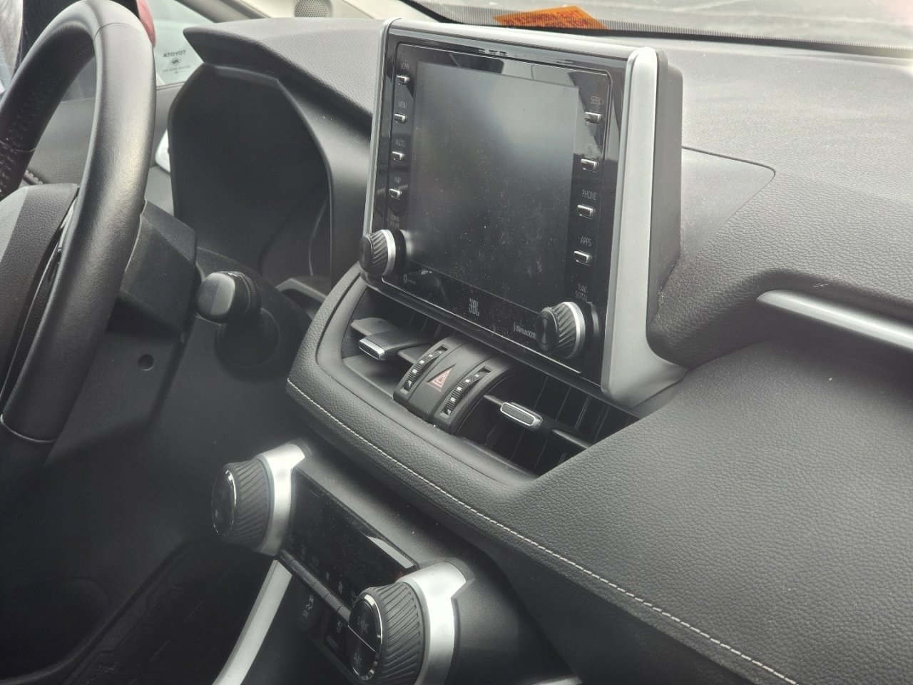 Used 2020 Toyota RAV4 Limited image 18