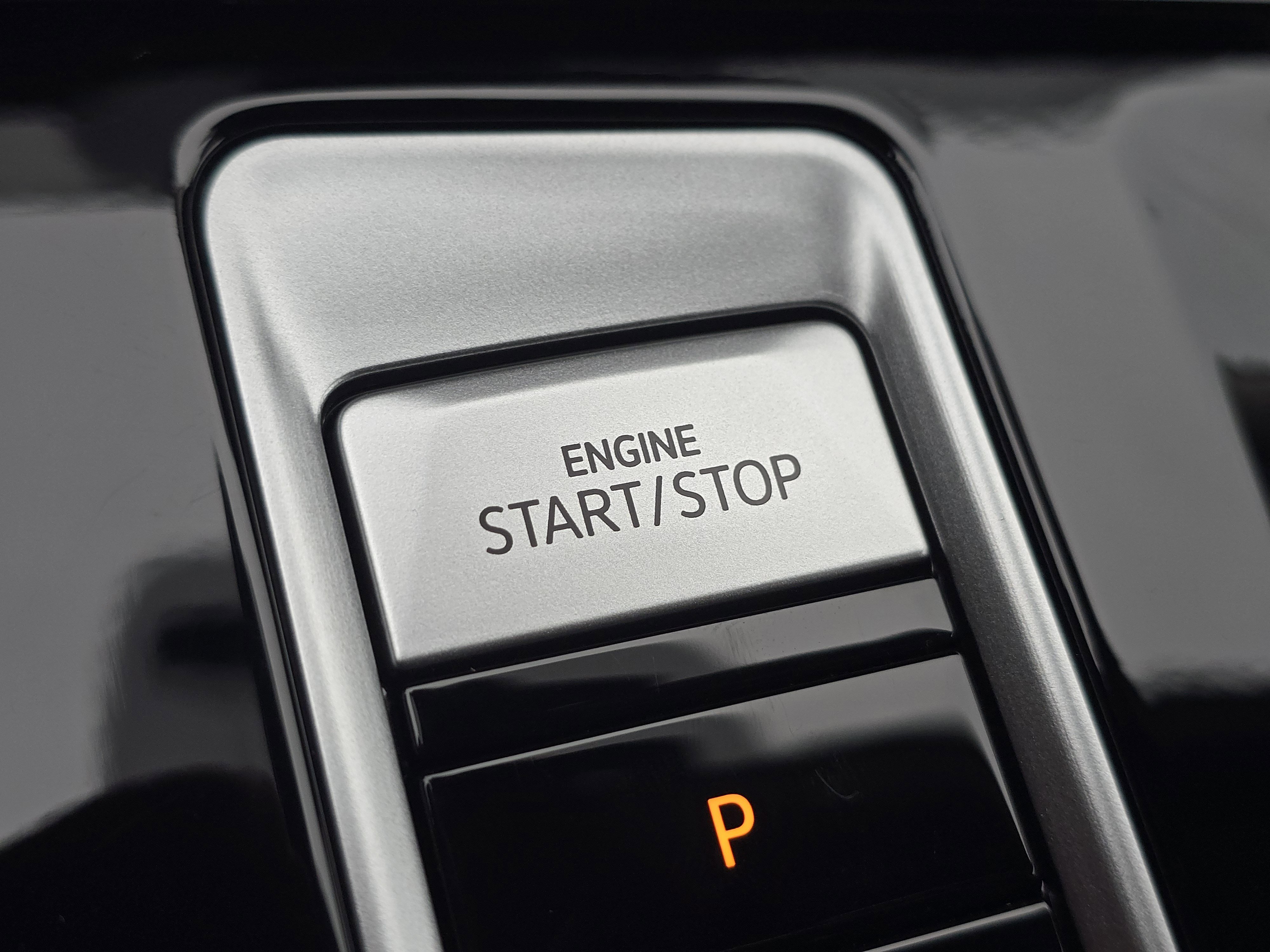 New 2026 Volkswagen Atlas SE image 25