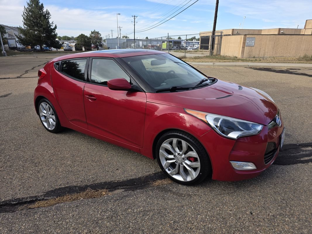 Used 2013 Hyundai Veloster w/ Style Pkg FWD image 10