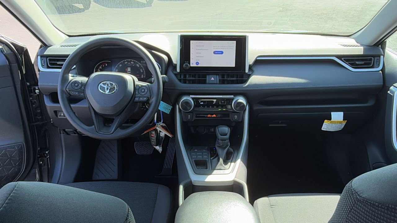 New 2025 Toyota RAV4 LE image 28