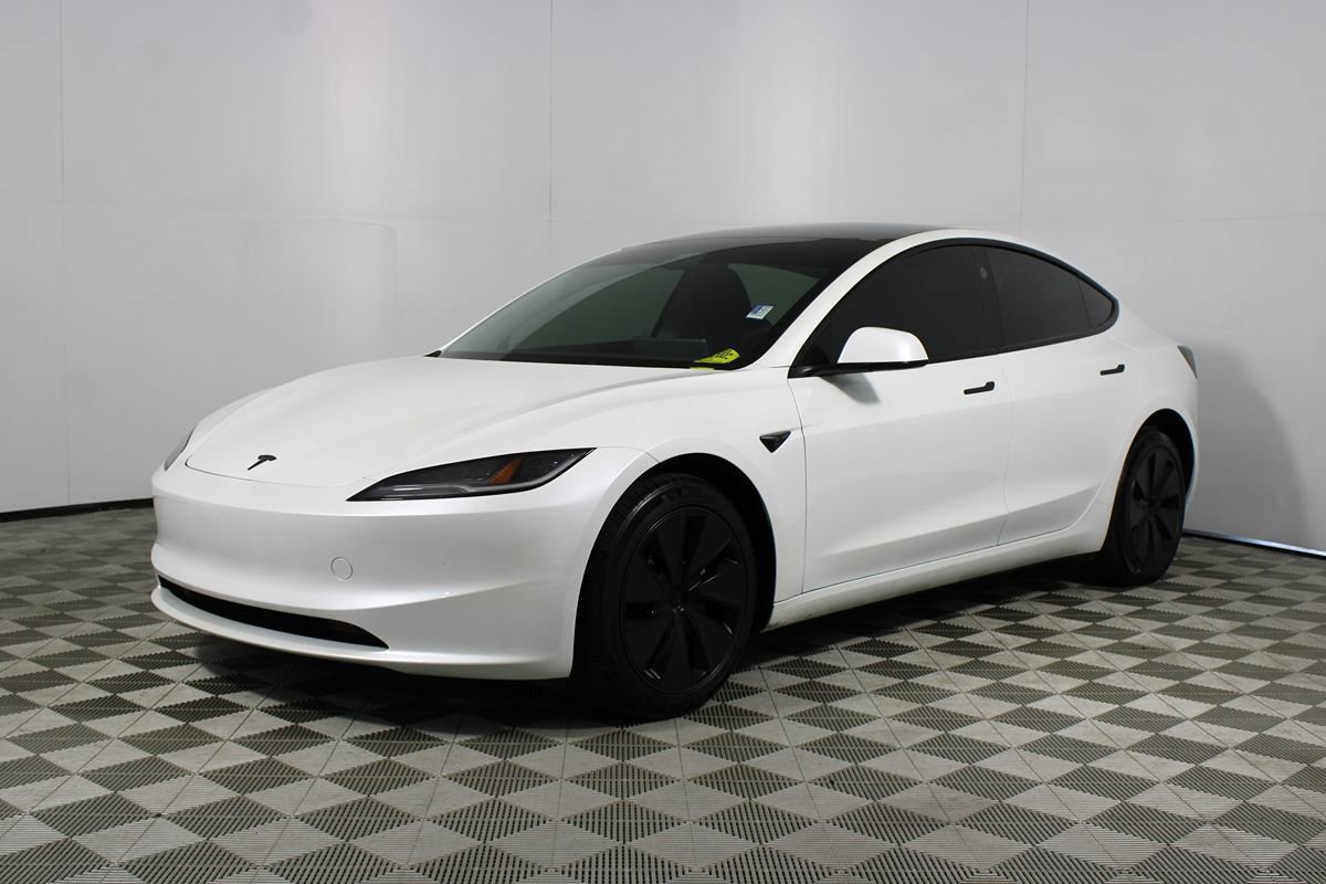 Used 2024 Tesla Model 3 Long Range RWD image 3