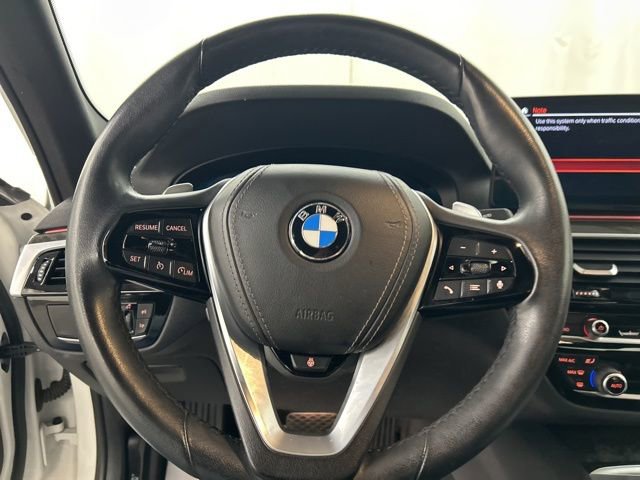 Used 2022 BMW 530i xDrive w/ Convenience Package image 11