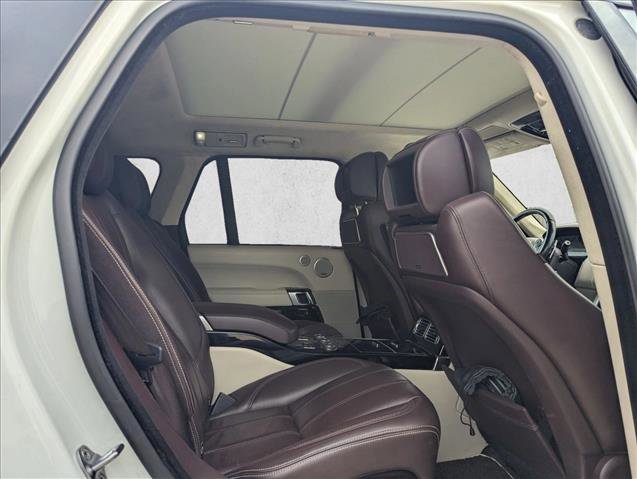 Used 2016 Land Rover Range Rover Autobiography image 16