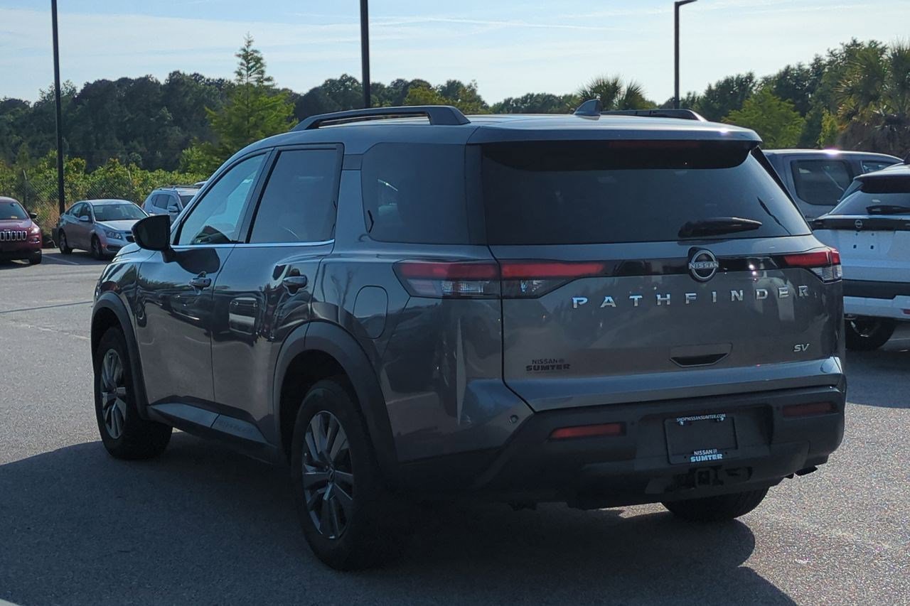 Certified 2023 Nissan Pathfinder SV FWD image 6