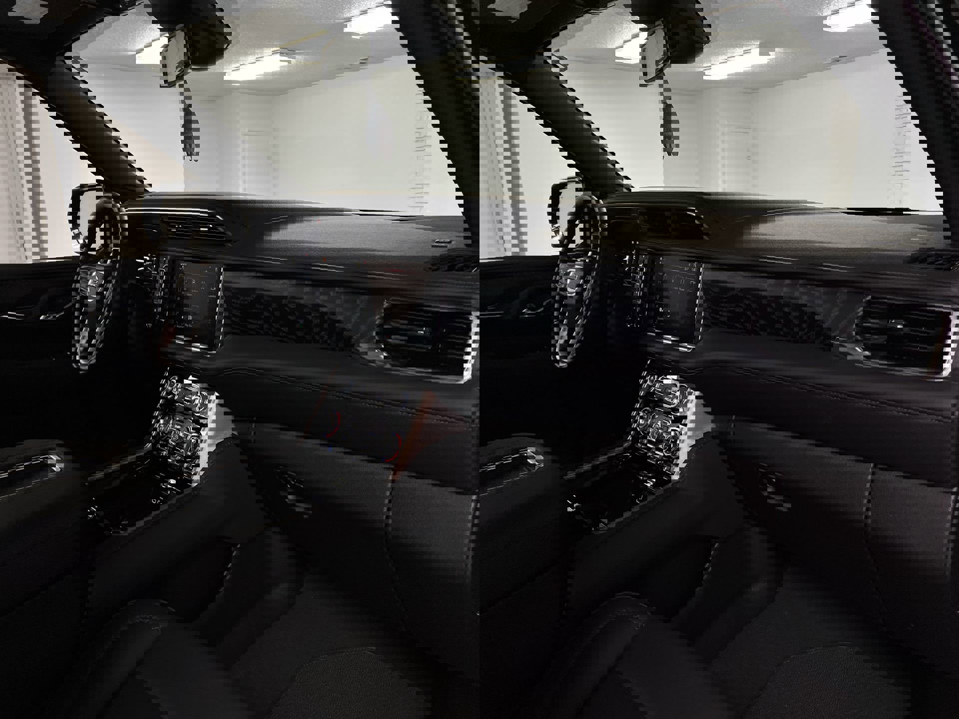 Certified 2024 GMC Yukon XL Denali w/ Max Trailering Package image 96