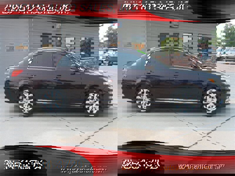 Used 2011 Toyota Avalon Limited image 35