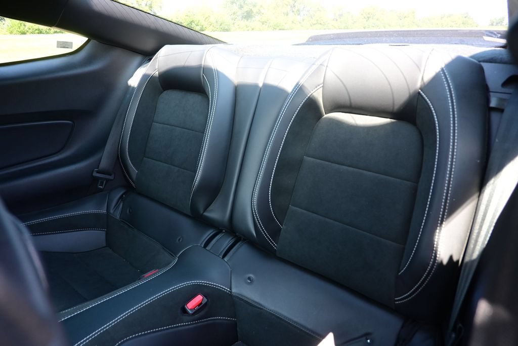 Used 2022 Ford Mustang Shelby GT500 w/ Technology Package RWD image 37