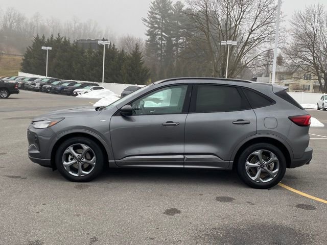 Used 2023 Ford Escape ST-Line w/ Tech Pack #1 image 2