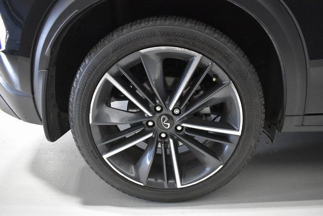 Used 2025 INFINITI QX55 Luxe w/ Cargo Package image 10