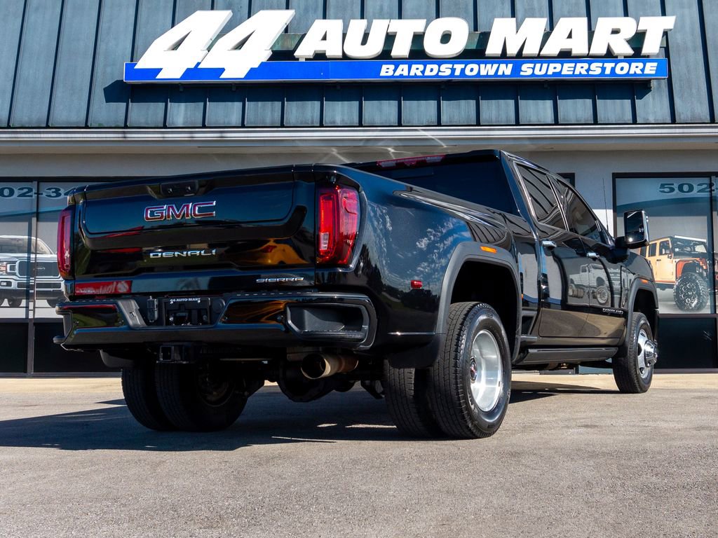Used 2023 GMC Sierra 3500 Denali w/ Denali Ultimate Package image 6