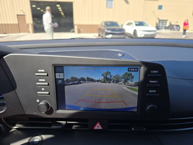 Certified 2025 Hyundai Elantra Sport FWD image 17