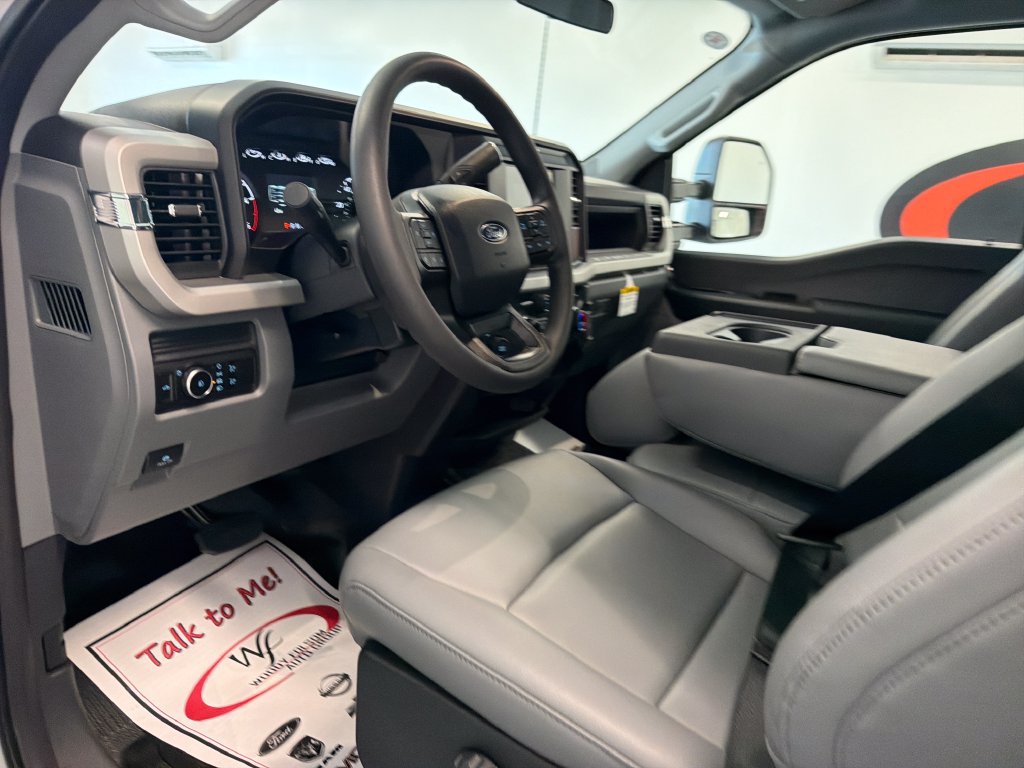 New 2027 Ford F350 XL w/ XL Chrome Package AWD/4WD image 11