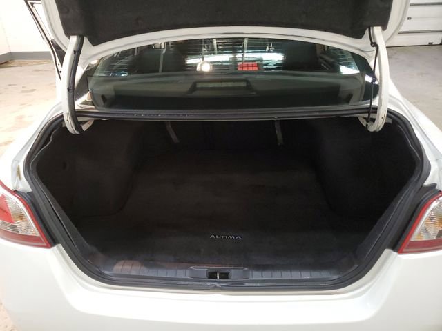 Used 2013 Nissan Altima 3.5 SL w/ Technology Pkg image 24