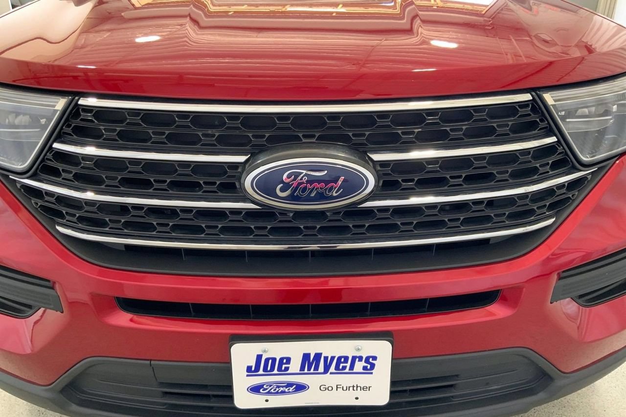 Used 2023 Ford Explorer XLT RWD image 27