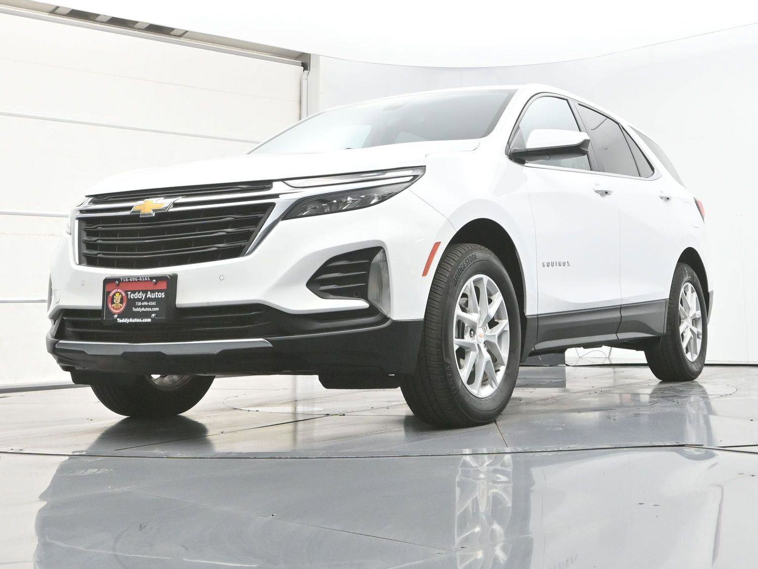 Used 2023 Chevrolet Equinox LT image 29