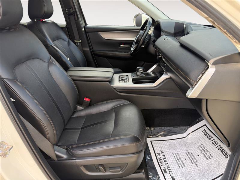 Used 2024 MAZDA CX-90 Plug-In Hybrid w/ Preferred AWD/4WD image 18