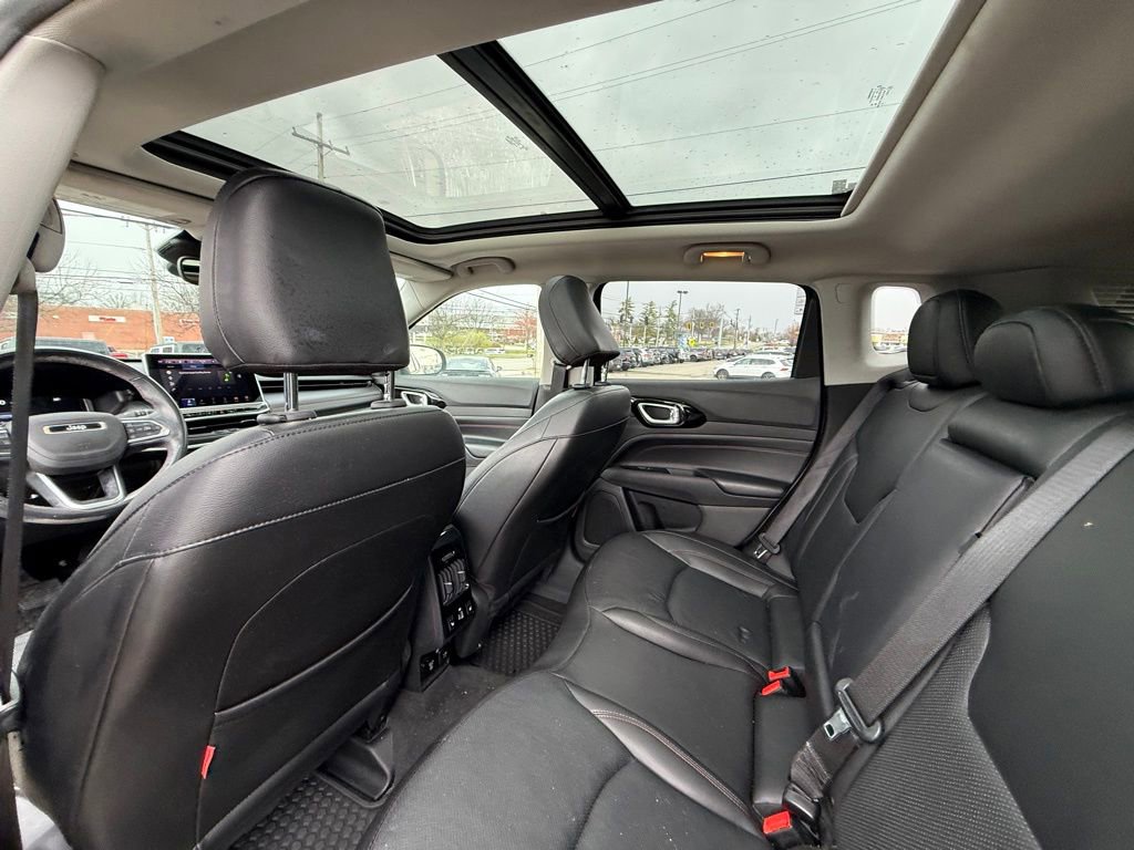 Used 2022 Jeep Compass Trailhawk w/ Trailhawk Elite Group image 24