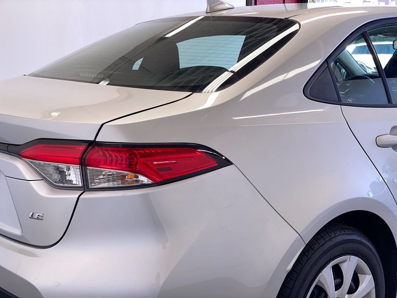 Used 2022 Toyota Corolla LE FWD image 10