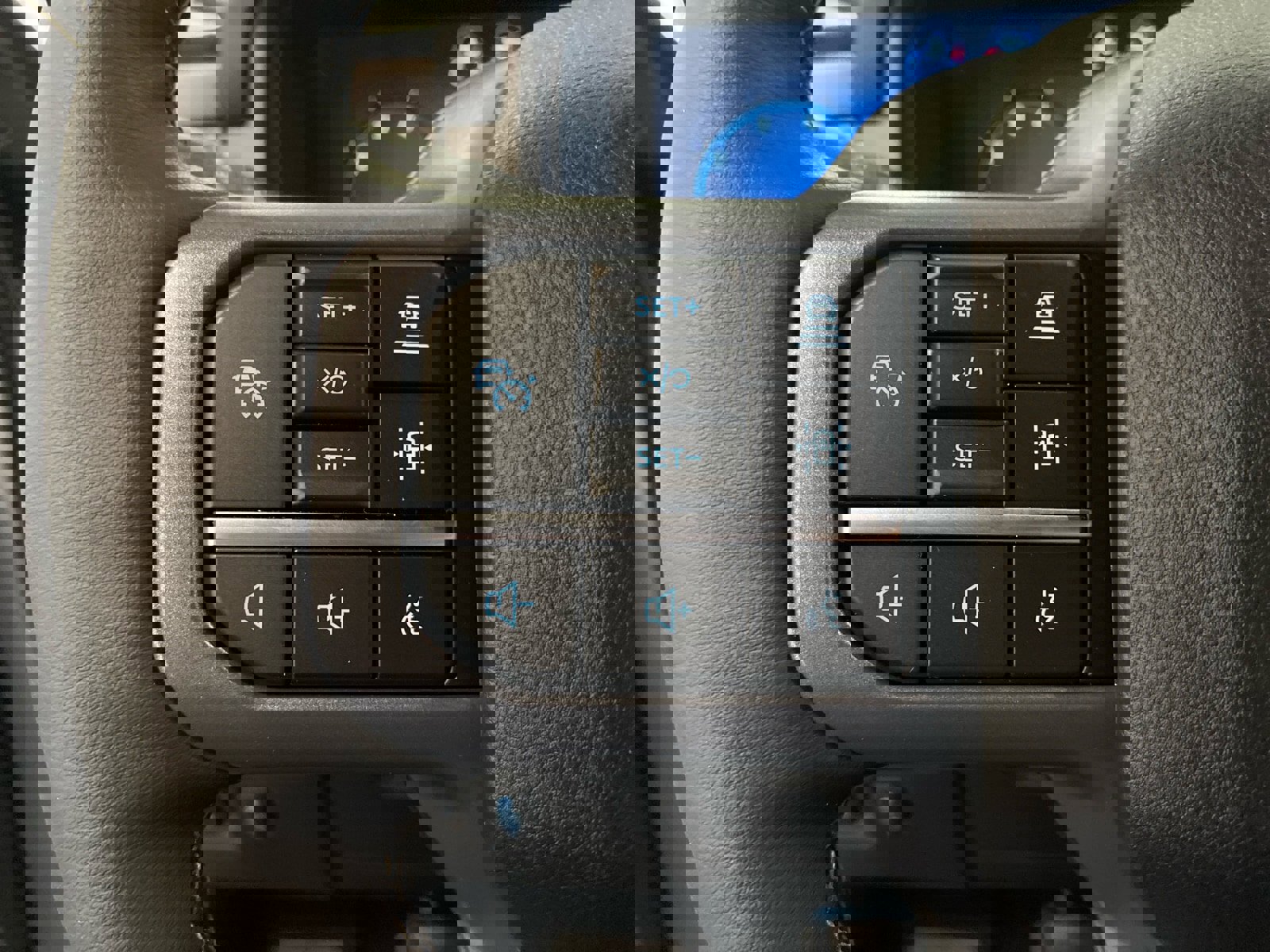 New 2025 Ford F150 Lariat w/ Equipment Group 502A High image 20