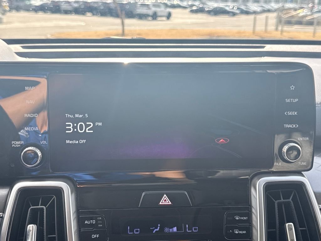 Used 2022 Kia Sorento S image 23