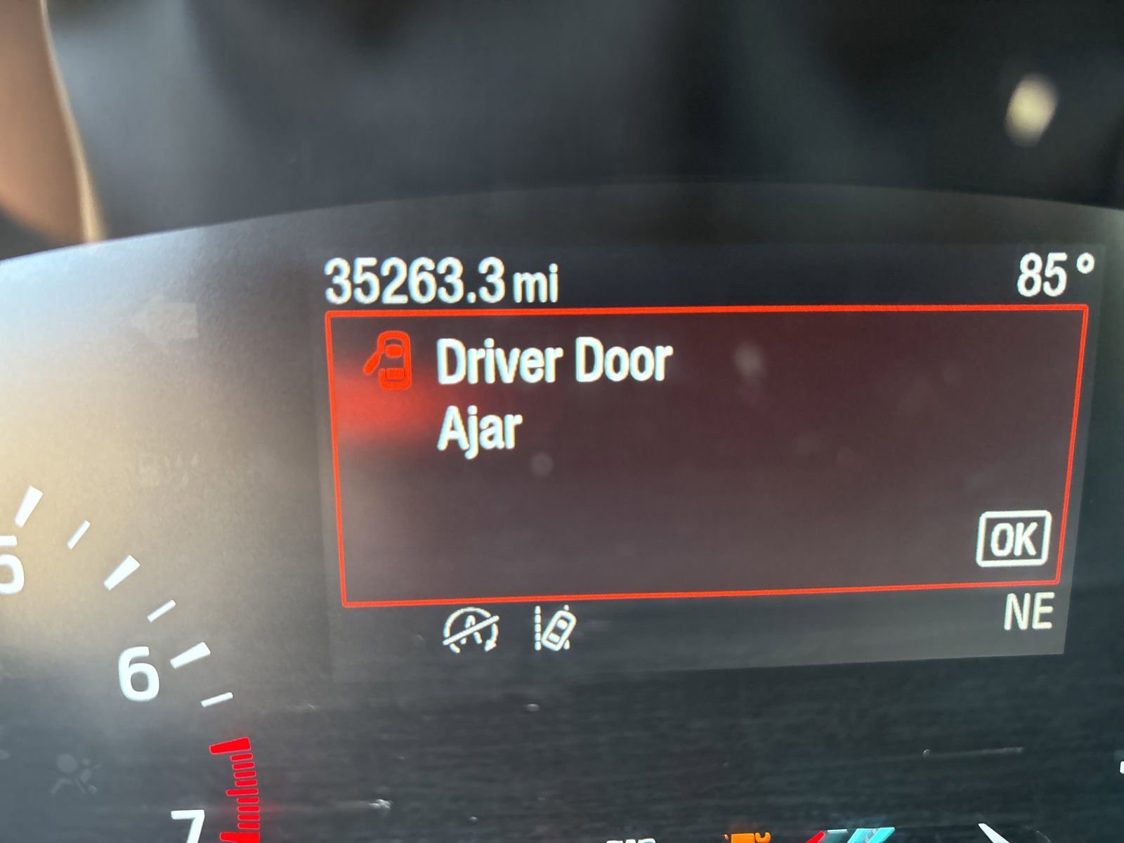 Used 2021 Ford Escape SE FWD image 11