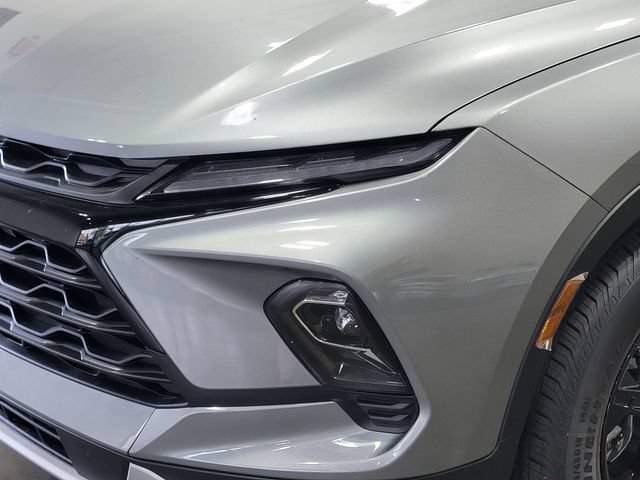 New 2026 Chevrolet Blazer LT w/ Convenience Package AWD/4WD image 9