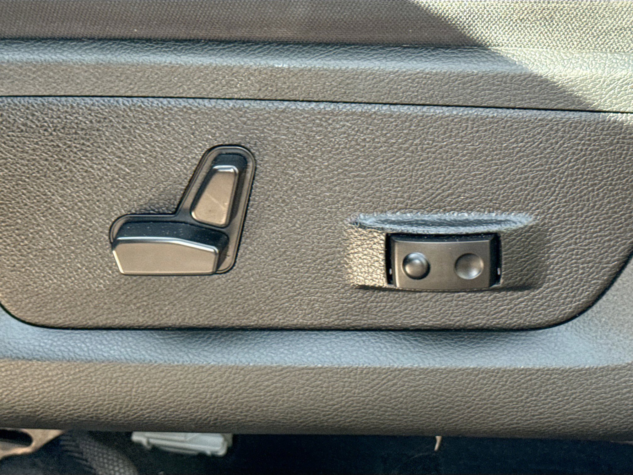 Used 2024 RAM 3500 Big Horn image 24