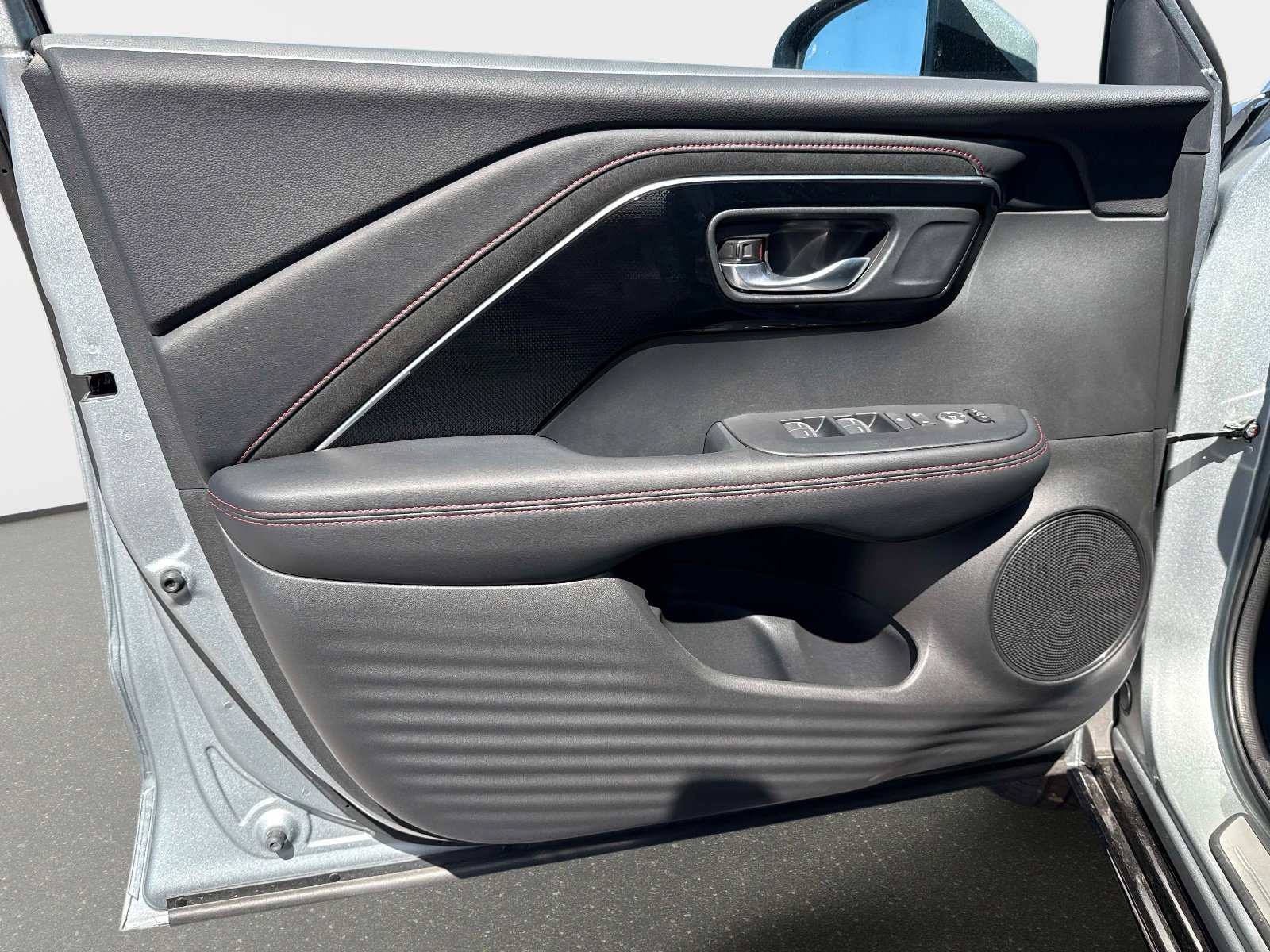 Certified 2025 Acura ADX A-Spec image 16