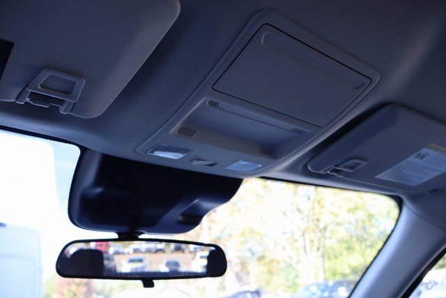 New 2025 Ford Maverick XLT image 26