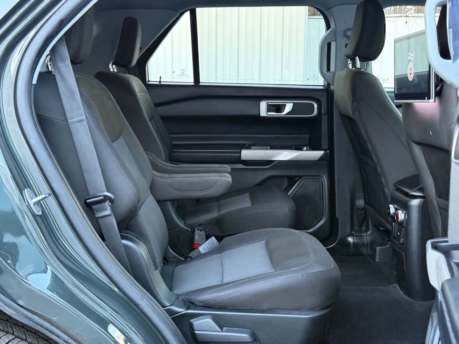 Used 2022 Ford Explorer XLT RWD image 16