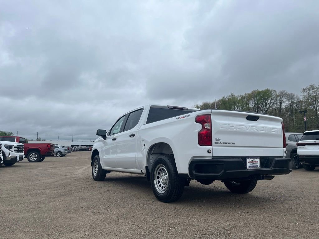 Used 2021 Chevrolet Silverado 1500 W/T w/ WT Value Package AWD/4WD image 9