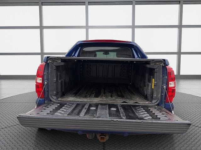 Used 2013 Chevrolet Avalanche LTZ AWD/4WD image 12