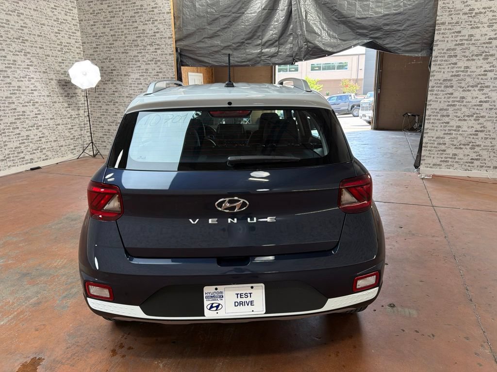 New 2026 Hyundai Venue SEL FWD image 6